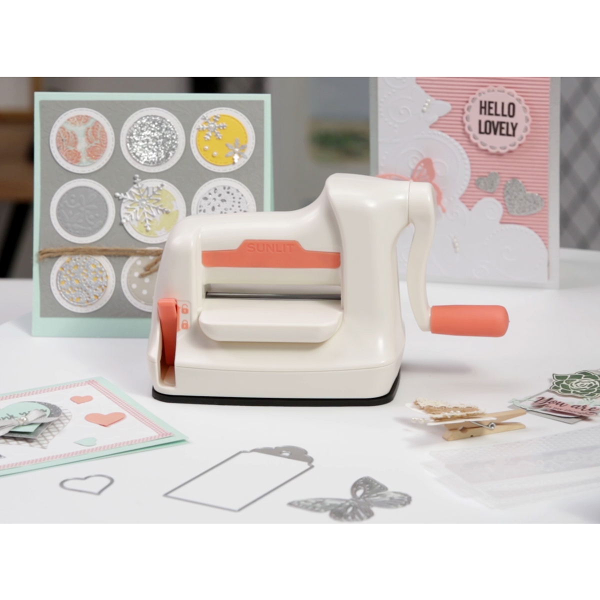 3 Cutting & Embossing Machine Starter Kit  860-100-219